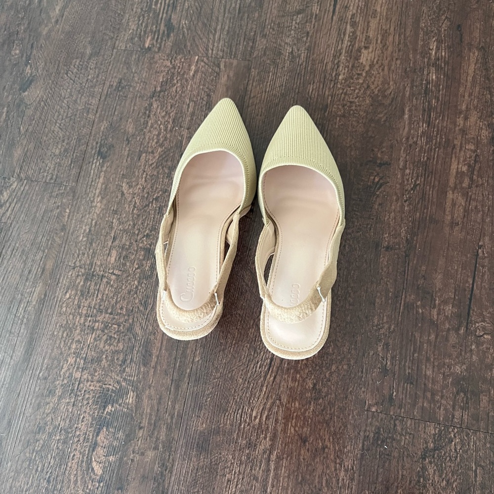 Heels - Picture 4 of 4